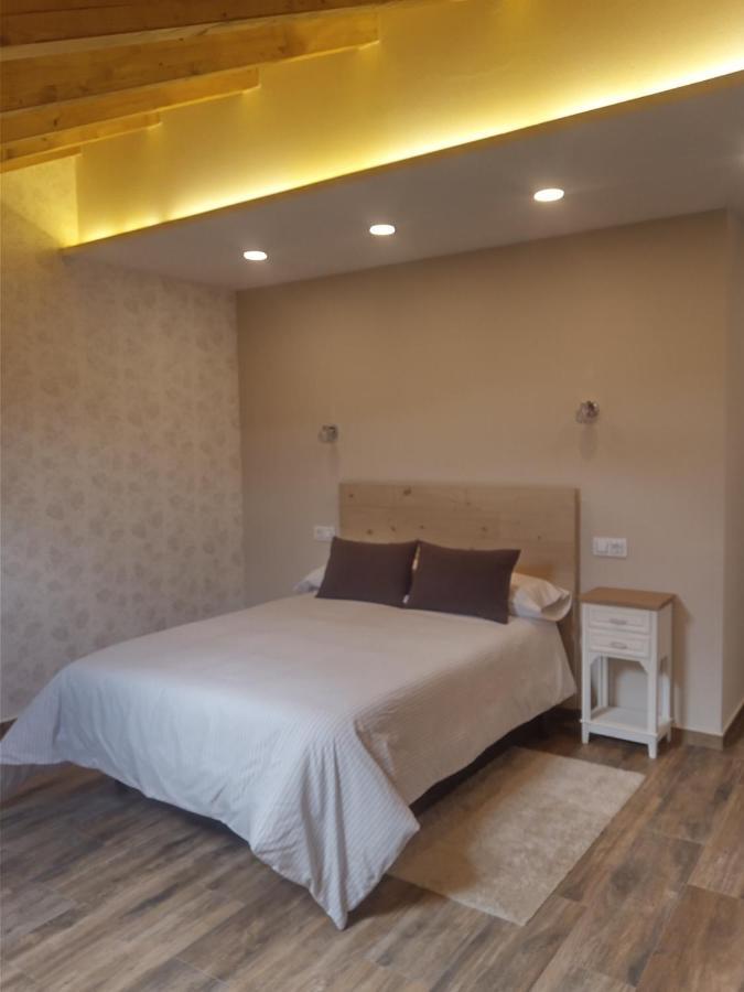 Apartamentos Turisticos Las Candelas Puebla de Sanabria Extérieur photo
