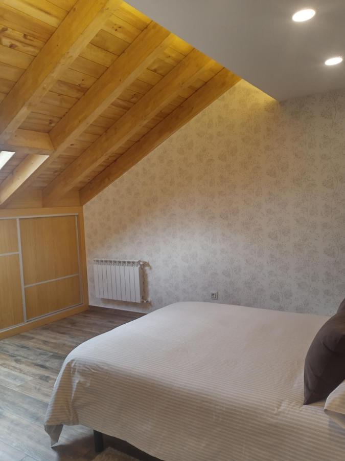 Apartamentos Turisticos Las Candelas Puebla de Sanabria Extérieur photo