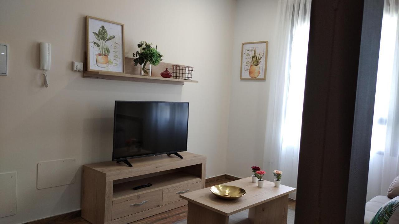 Apartamentos Turisticos Las Candelas Puebla de Sanabria Extérieur photo