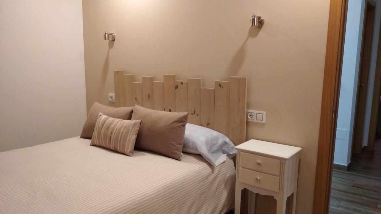 Apartamentos Turisticos Las Candelas Puebla de Sanabria Extérieur photo
