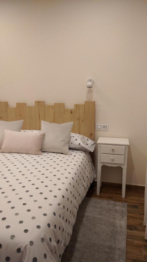 Apartamentos Turisticos Las Candelas Puebla de Sanabria Extérieur photo