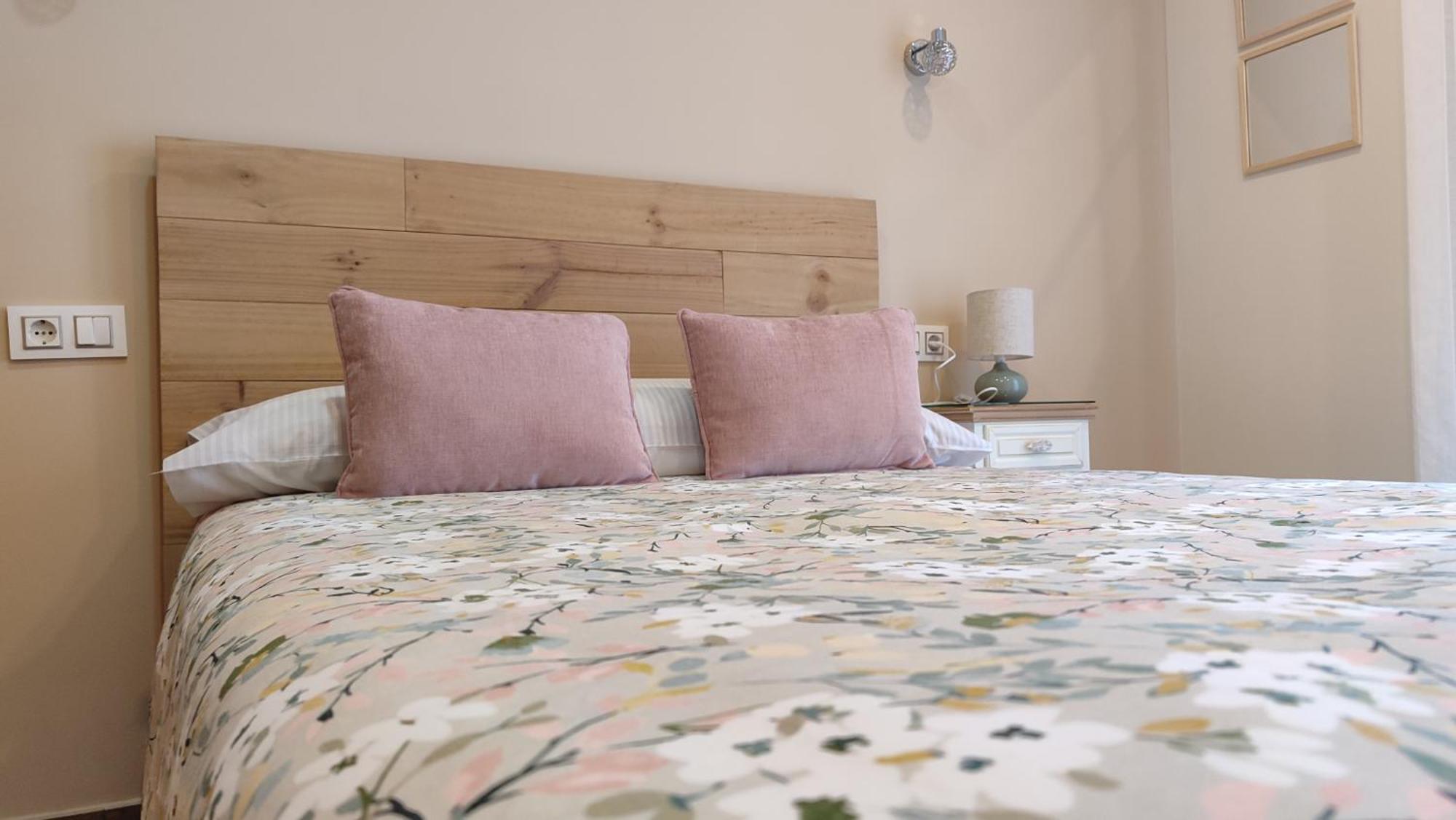 Apartamentos Turisticos Las Candelas Puebla de Sanabria Extérieur photo